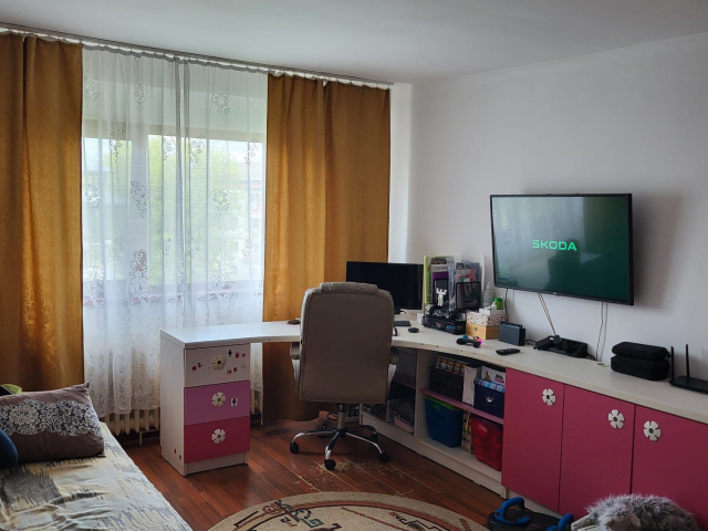 Nicolina apartament  67 mp, 3 camere,  decomandat, de vanzare,  (Scoala Alecu Russo ) 162284