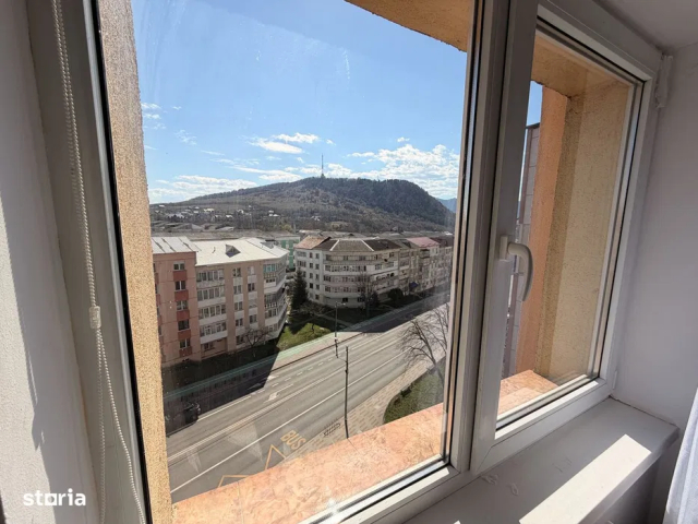 Apartament de vanzare, 4 camere,  decomandat,  74 mp, Calea Romanului,   157930