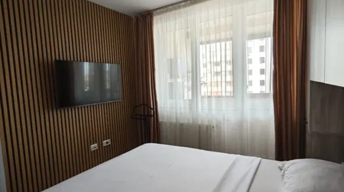 Oferta Calea Romanului apartament 50 mp, 2 camere, semidecomandat, de vanzare imagine 4