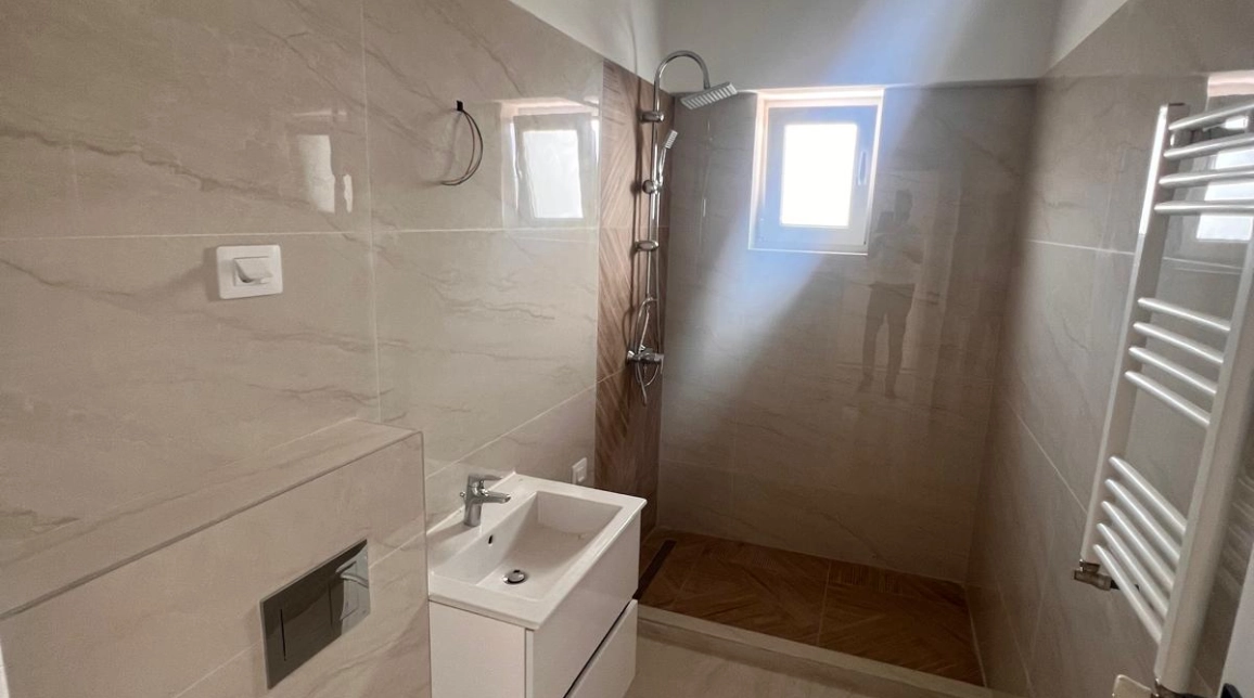 Oferta Pacurari apartament nou 50 mp, 2 camere, decomandat, de vanzare,  Kaufland imagine 8