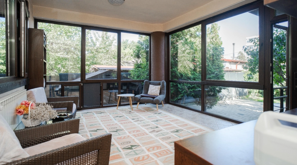 Oferta 10 camere, 634 mp, de vanzare casa in zona Tatarasi,  Piata Chirila imagine 3