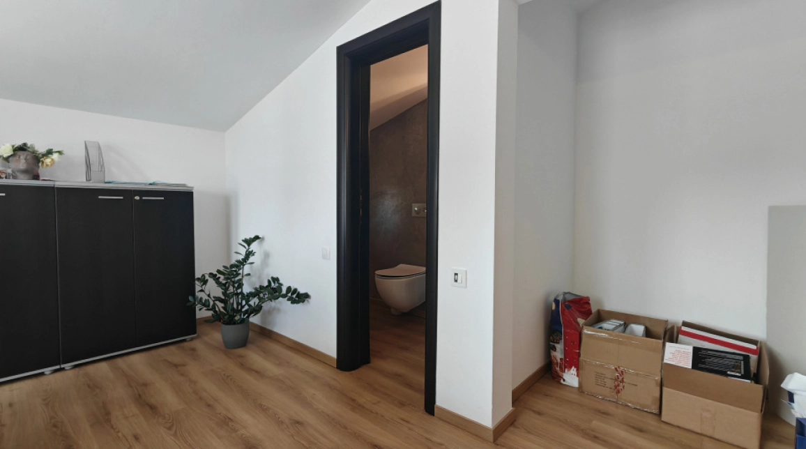 Oferta Casa de vanzare, 5 camere, 180 mp, Eforie Sud,  Drum National, Nou renovata,  locuinta sau birou imagine 24