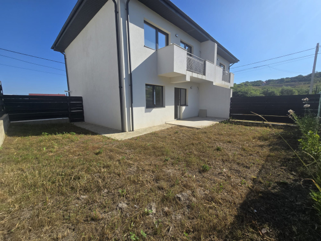 Bucium casa 100mp, 4 camere,  de vanzare,  (Visani - 150m de statie autobuz) 163049
