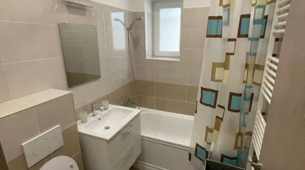 Oferta Podu Ros apartament 50 mp, 2 camere, semidecomandat, de inchiriat,  Rond Pod Ros imagine 2