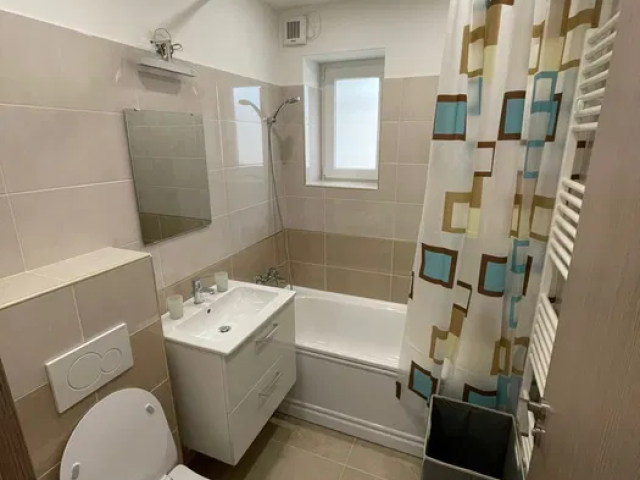 Podu Ros apartament  50 mp, 2 camere,  semidecomandat, de inchiriat,  (Rond Pod Ros) 161739