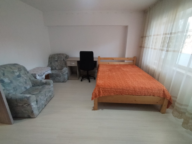 1 camera,  decomandat,  40 mp, de inchiriat apartament in zona Gara,  (Pasaj Octav Bancila) 162363