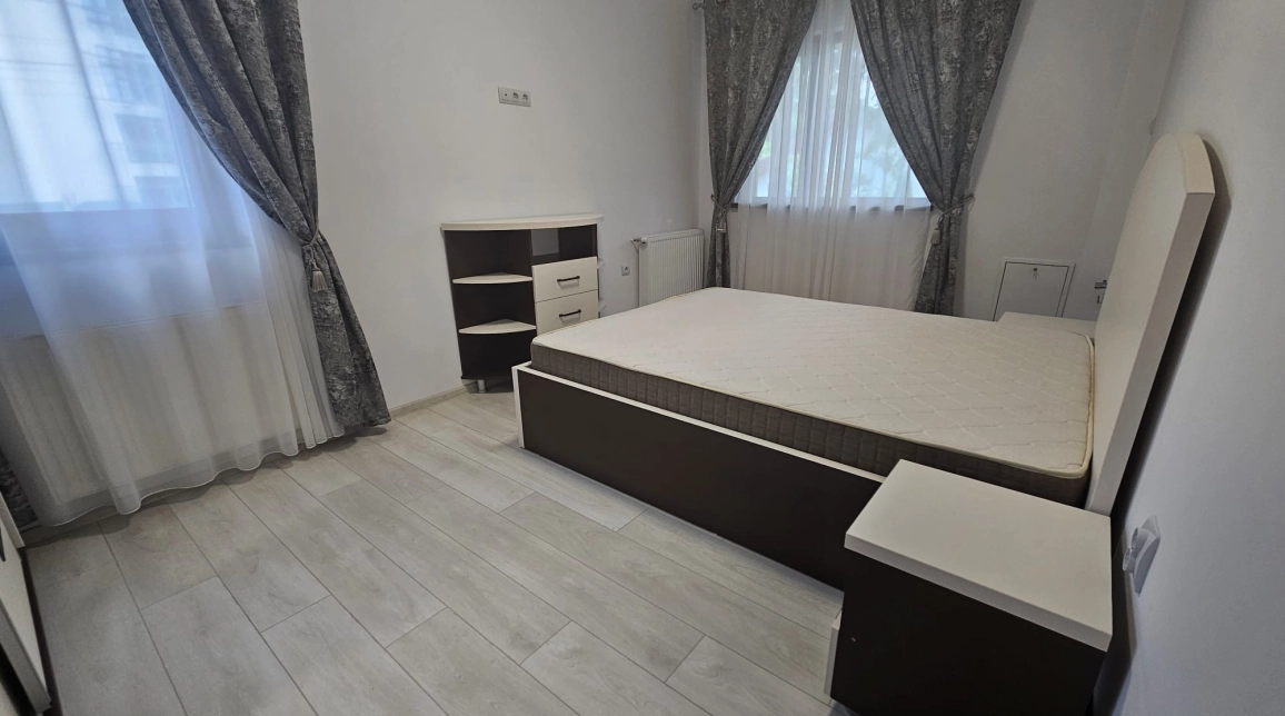 Oferta Centru apartament 72 mp, 3 camere, decomandat, de vanzare,  Intre Tudor Vladimirescu si Palas imagine 17