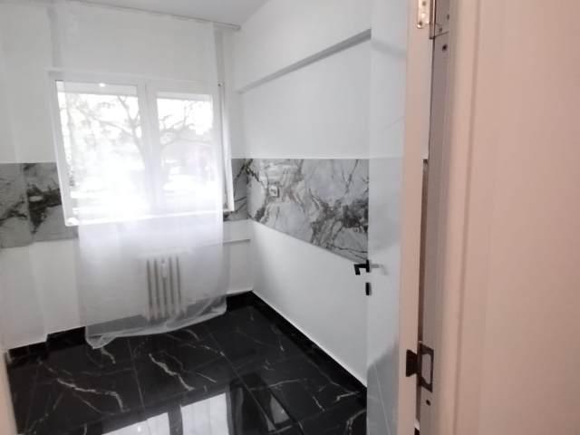 2 camere,  semidecomandat,  52 mp, de vanzare apartament in zona Podu Ros,  (PAlas ) 161613