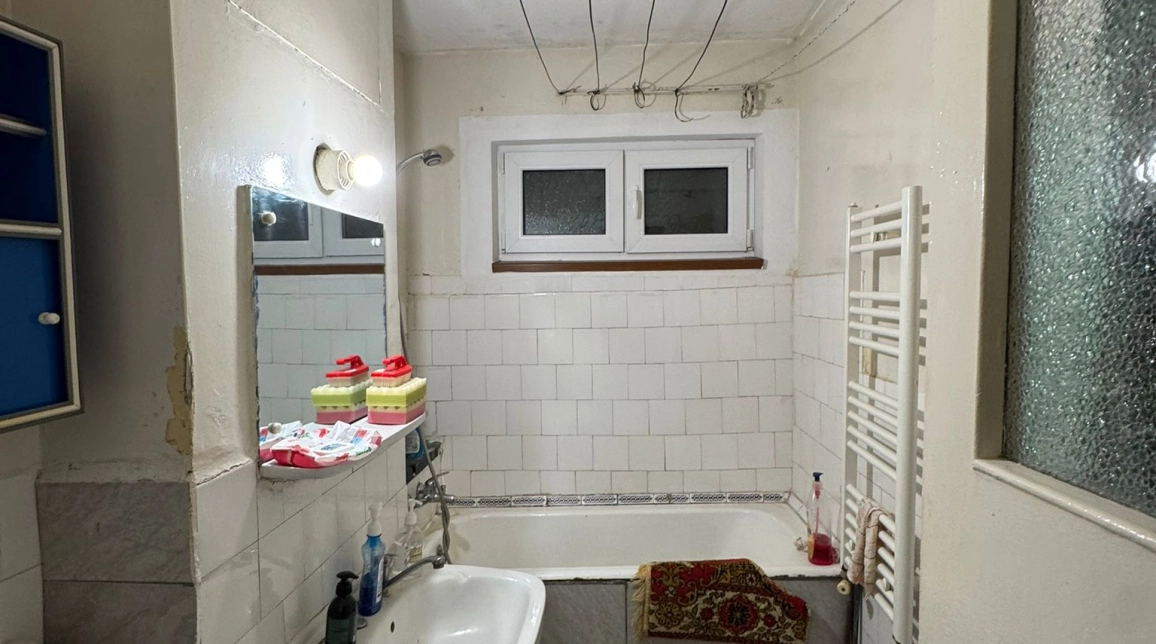 Oferta Apartament, 2 camere semidecomandat, 50 mp, Podu Ros, de vanzare,  liceul Cantemir imagine 3
