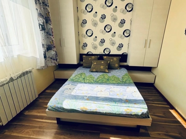 Apartament 3 camere - Pacurari