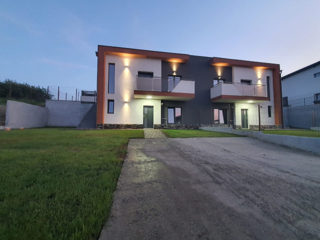 Miroslava casa 80mp, 3 camere,  de vanzare,  (Valea Adanca -700m de 5 Drumuri) 157784