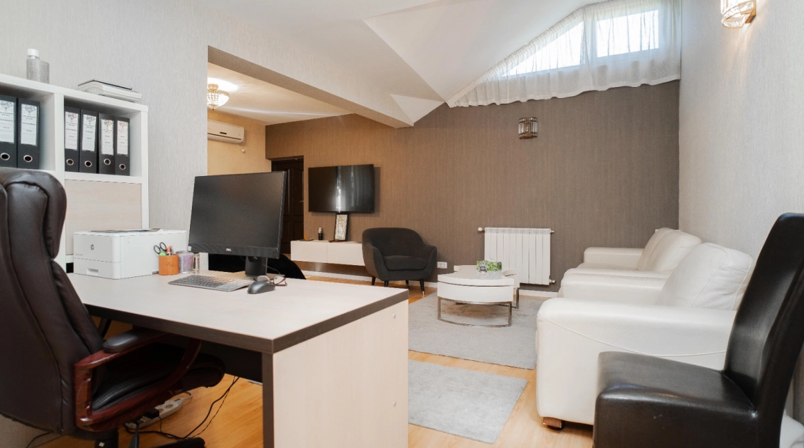 Oferta 10 camere, 634 mp, de vanzare casa in zona Tatarasi,  Piata Chirila imagine 4