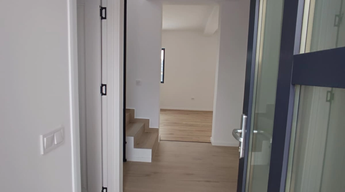 Oferta Miroslava casa 135 mp, 4 camere, de vanzare,  TRANS ANAPET imagine 12