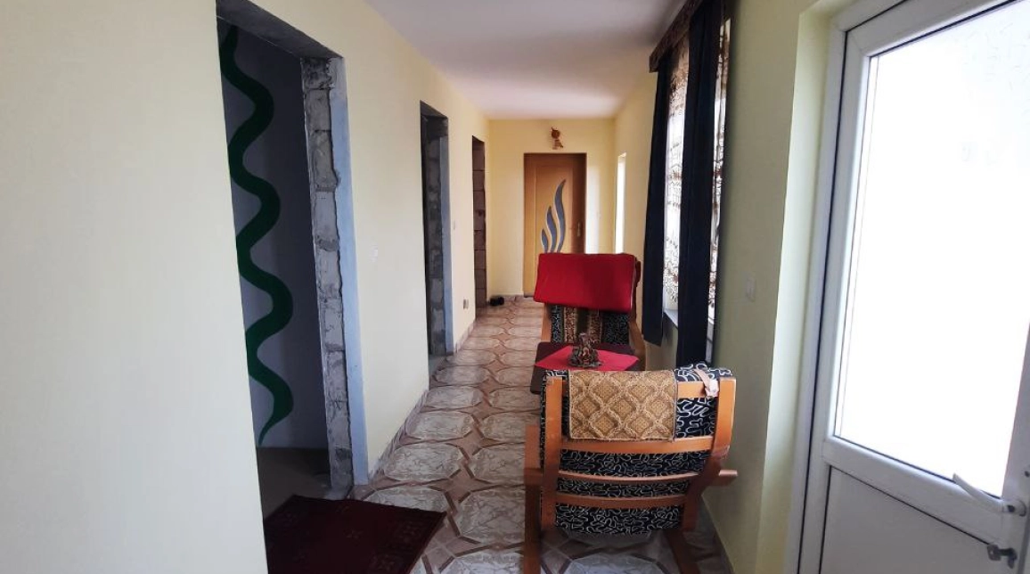 Oferta Casa, 5 camere , 124 mp, Tg Neamt, de vanzare,  Grumazesti imagine 15