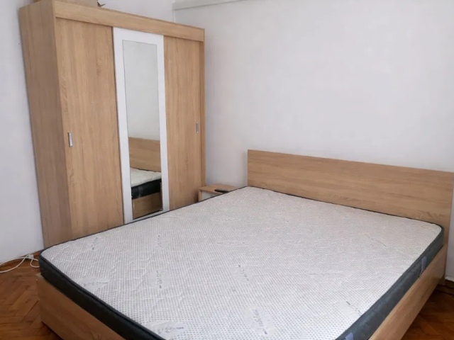 Alexandru cel Bun apartament  62 mp, 3 camere,  decomandat, de inchiriat,  (Piata Voievozilor ) 161274