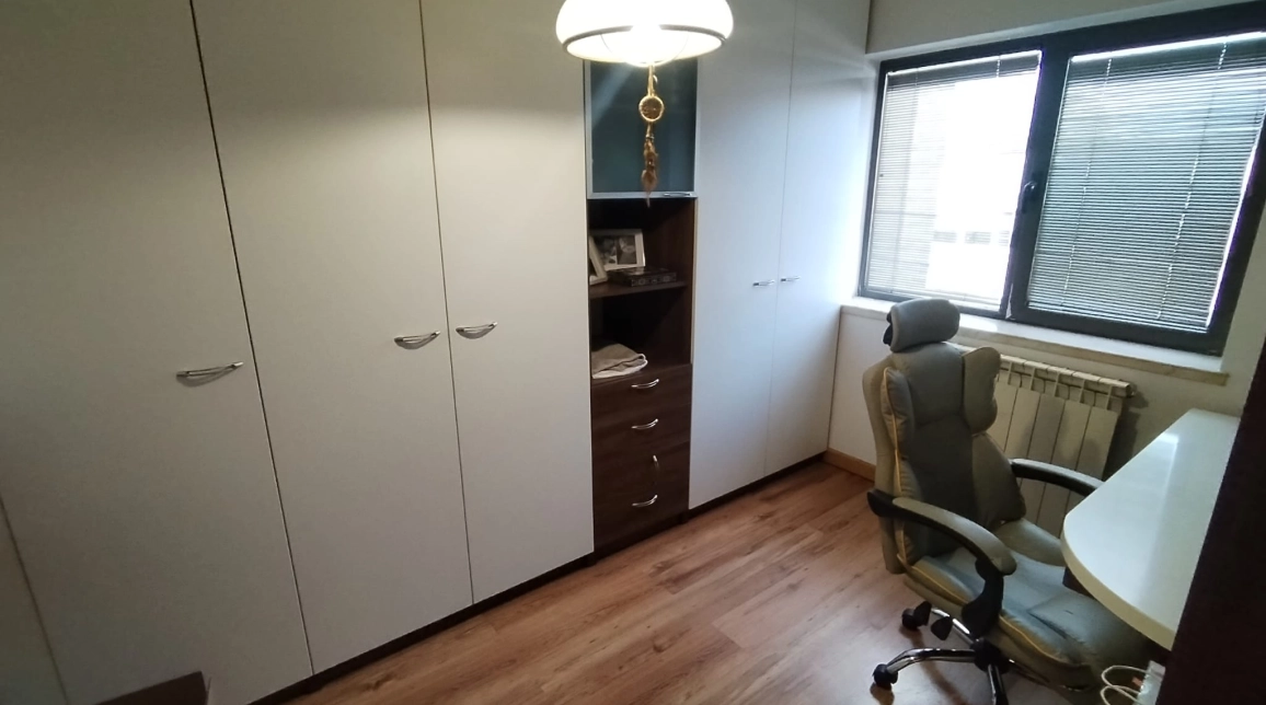 Oferta Apartament de inchiriat, 3 camere, decomandat, 98 mp, Centru,  TG Cucu imagine 5