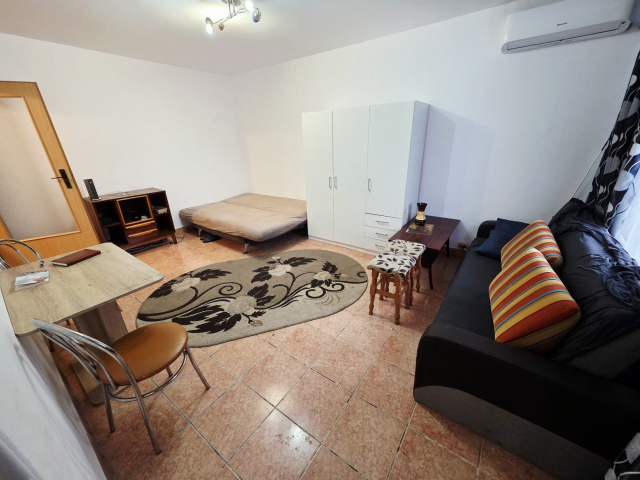 1 camera,  decomandat,  32 mp, de inchiriat apartament in zona Tatarasi,  (2 Baieti) 163548