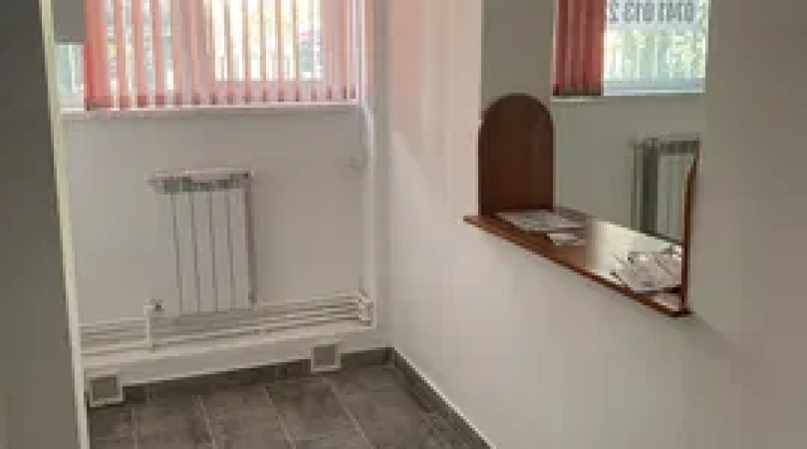 Oferta 2 camere, semidecomandat, 45 mp, de vanzare apartament in zona Central,  Biserica Catolica imagine 4