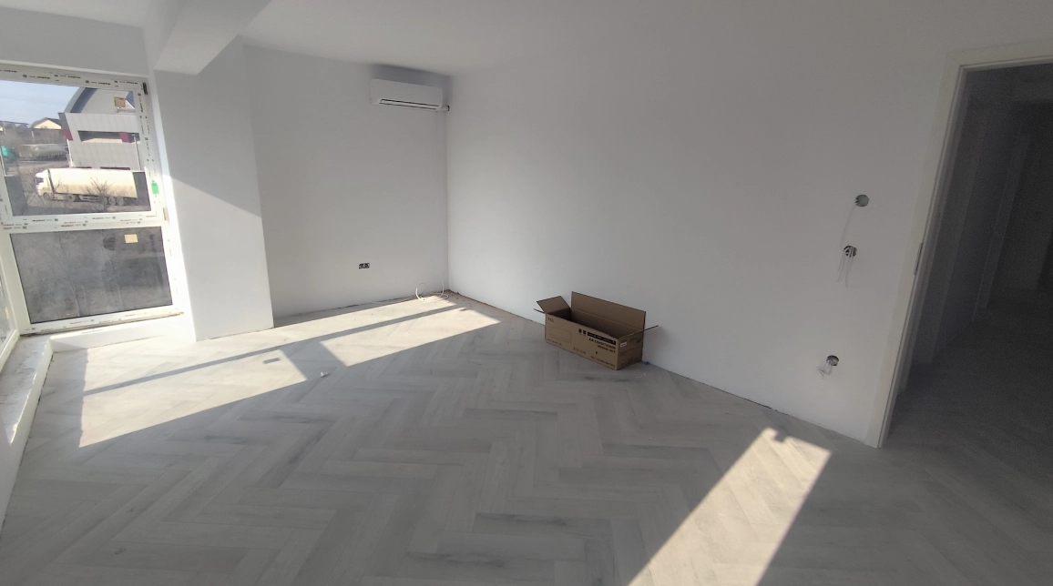 Oferta 3 camere, decomandat, 79 mp, de vanzare apartament nou in zona Nicolina,  Tehnopolis imagine 10