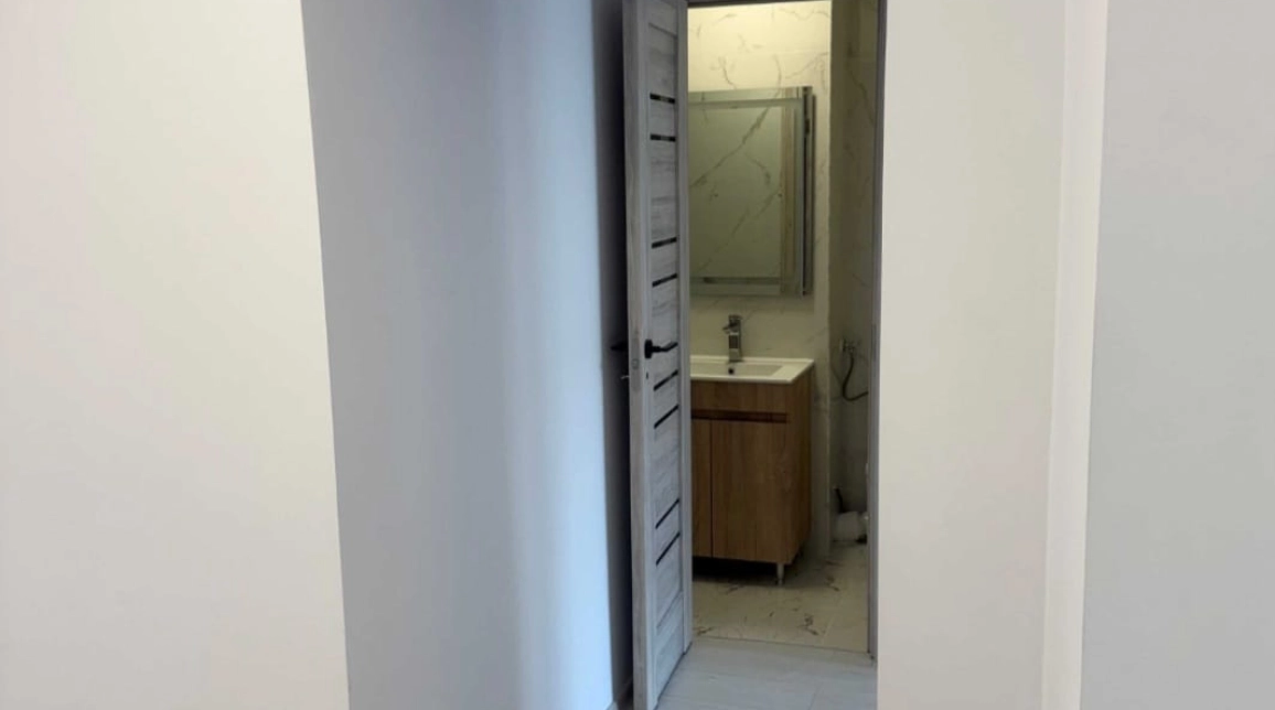 Oferta Dacia apartament 54 mp, 2 camere, decomandat, de vanzare,  Bicaz imagine 6