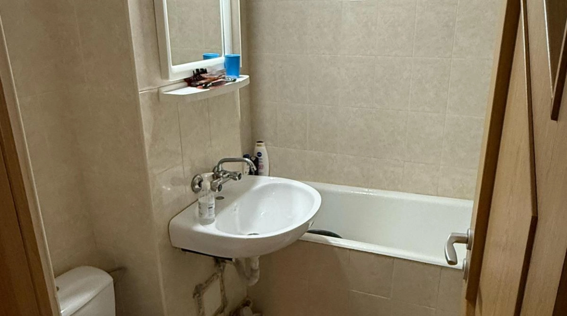 Oferta Apartament, 2 camere decomandat, 46 mp, Centru, de vanzare,  Podul de fier imagine 6
