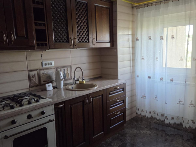Apartament de vanzare, 3 camere,  decomandat,  83 mp, Nicolina,  (Prima Statie-Panasonic) 162595