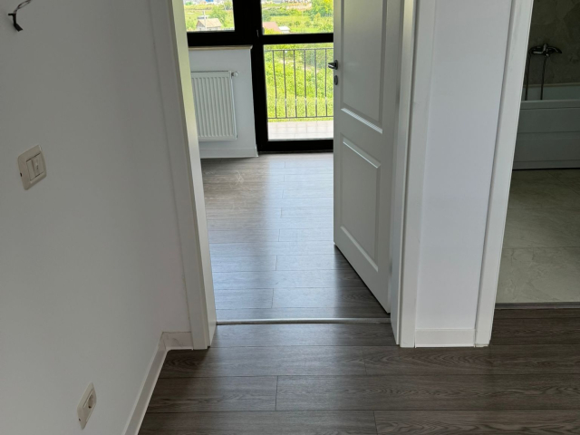 Casa de vanzare, 3 camere,  90mp, Miroslava,  (la 2.2 km de Primaria Miroslava) 161325