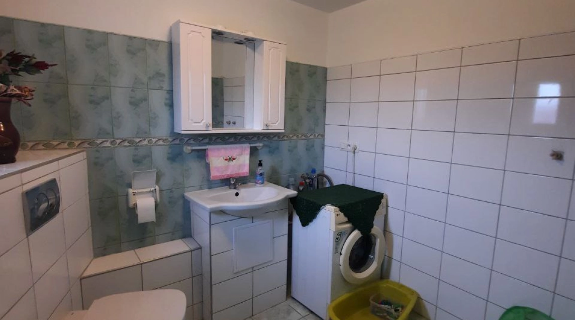 Oferta Casa, 5 camere , 124 mp, Tg Neamt, de vanzare,  Grumazesti imagine 22