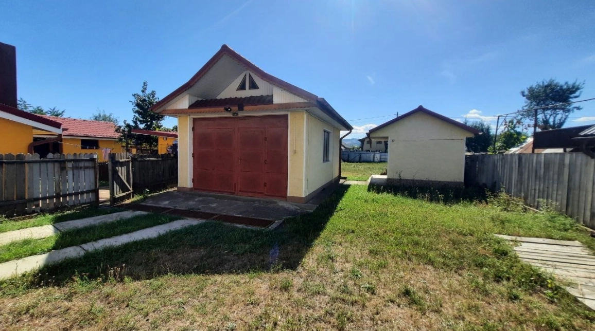 Oferta Savinesti casa 170 mp, 5 camere, de vanzare,   imagine 2