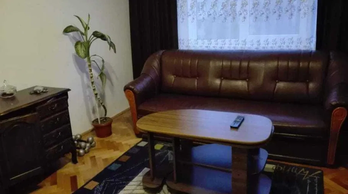 Oferta Apartament de inchiriat, 2 camere, semidecomandat, 45 mp, Central imagine 3