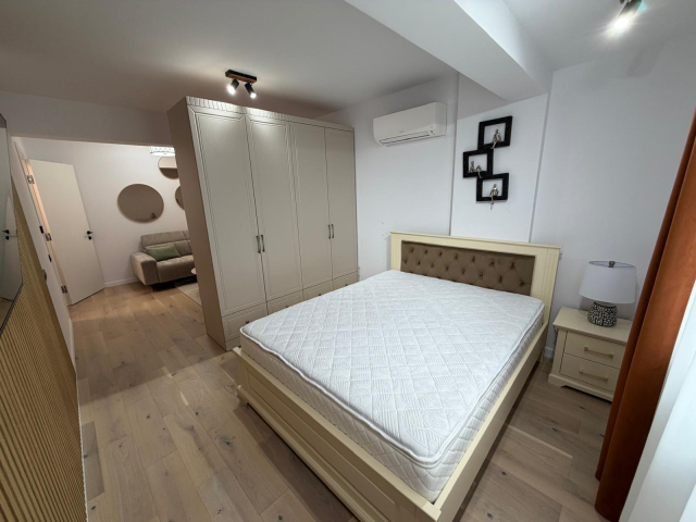 Apartament nou de inchiriat, 2 camere,  nedecomandat,  44 mp, Centru,  (Mitropolie - Palas Campus) 162035