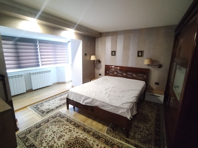 Apartament de inchiriat, 3 camere,  decomandat,  98 mp, Centru,  (TG Cucu) 162240