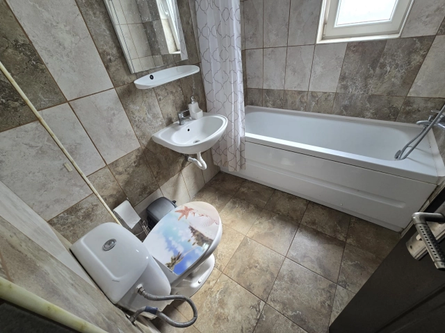 Apartament 3 camere - Popas Pacurari