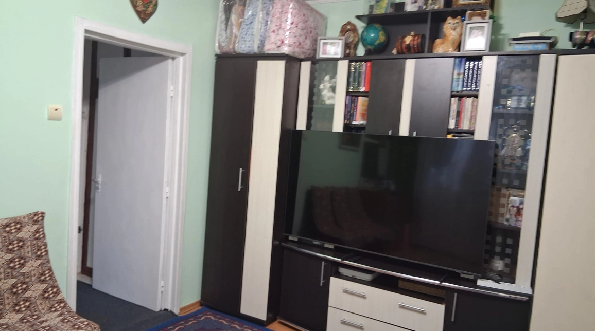 Oferta Podu Ros apartament 50 mp, 2 camere, semidecomandat, de vanzare,  Liceul Emil Racovita imagine 4