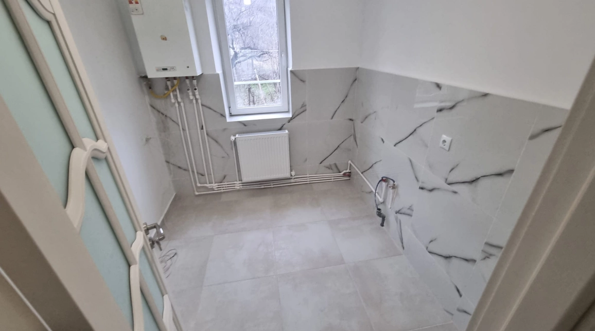 Oferta De vanzare apartament, 2 camere, nedecomandat, 50 mp, Tudor Vladimirescu,  Intersectia Bucsinescu imagine 1