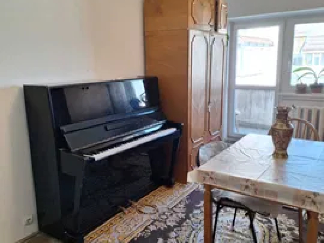 3 camere,  decomandat,  87 mp, de vanzare apartament in zona 1 Mai,  (Farmacia Ardealul) 161778