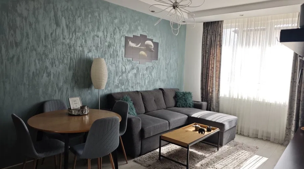 Oferta Calea Romanului apartament 50 mp, 2 camere, semidecomandat, de vanzare imagine 1