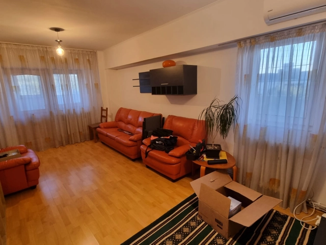 Apartament 3 camere - Nicolina