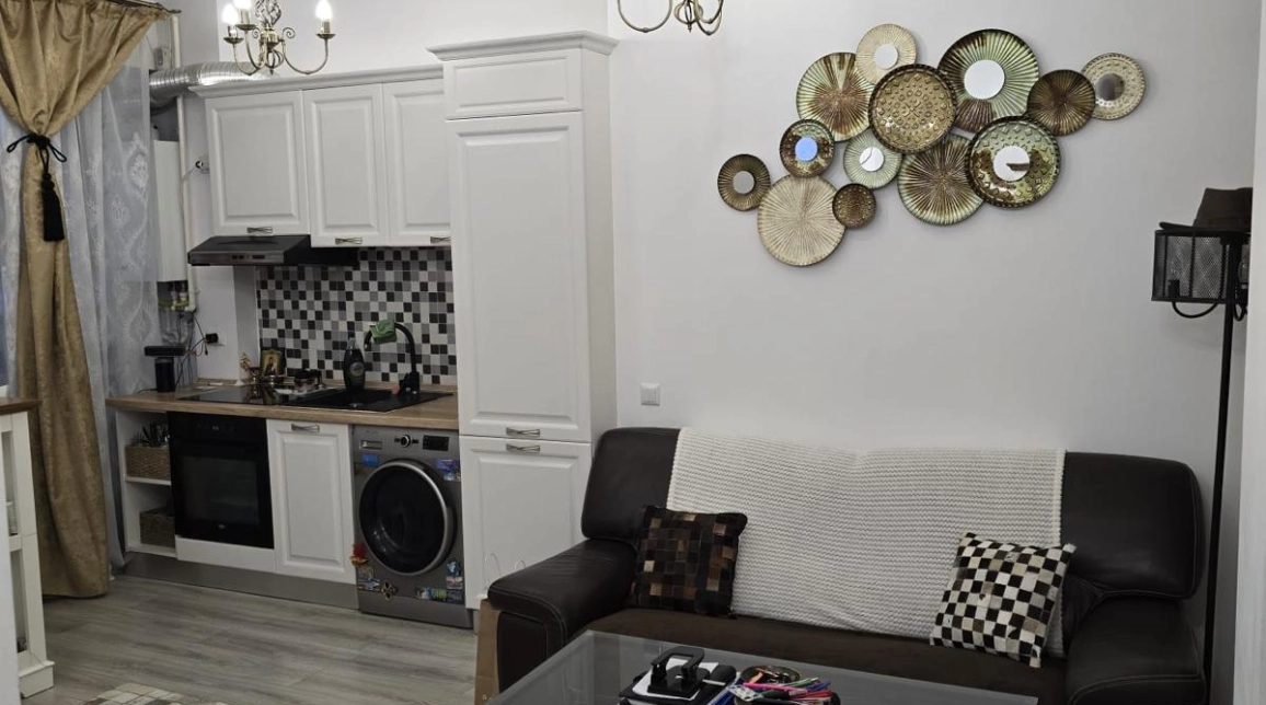 Oferta Apartament, 2 camere open-space, 38 mp, Centru, de vanzare,  Vis a vis de Palas Mall imagine 1