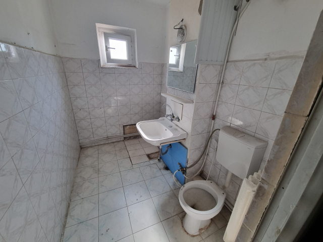 4 camere,  decomandat,  93 mp, de vanzare apartament in zona Tomesti,  (Scoala Patrascanu) 161683