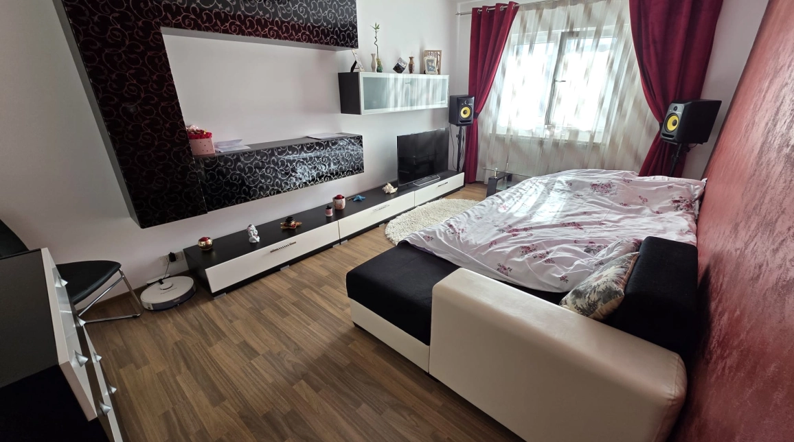 Oferta De vanzare apartament, 3 camere, decomandat, 60 mp, Alexandru cel Bun,  Piata Alexandru imagine 2