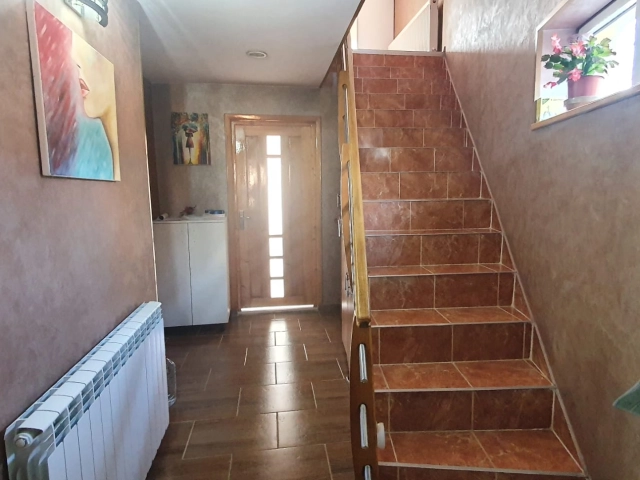 Apartament 3 camere - Tatarasi