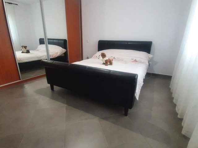 Apartament 4 camere - Breazu