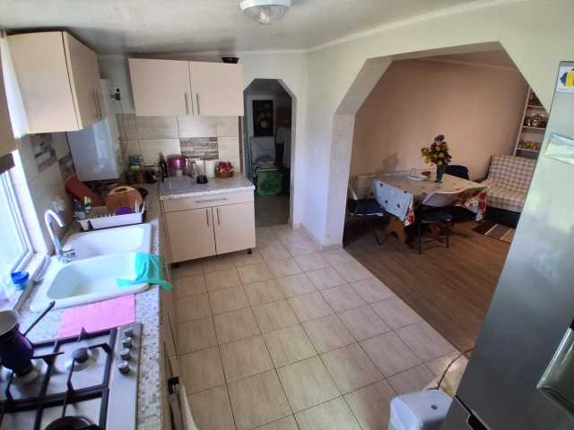 Apartament 5 camere - Tatarasi