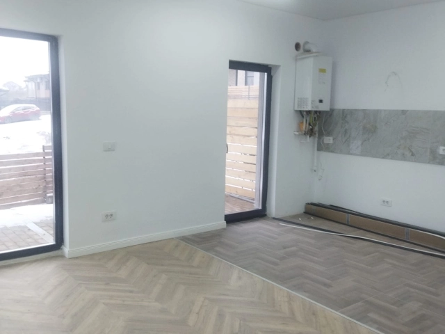 Apartament 4 camere - Valea Adanca