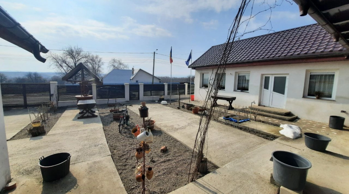 Oferta Casa, 5 camere , 124 mp, Tg Neamt, de vanzare,  Grumazesti imagine 2