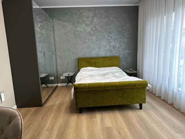 Apartament 4 camere - Bucium