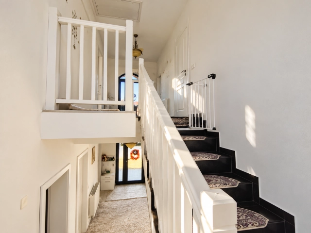 Apartament 3 camere - Miroslava