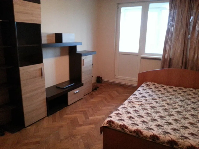 De inchiriat apartament, 2 camere,  decomandat,  53 mp, Podu Ros,  (Scoala Gimnaziala Otilia Cazimir) 162067