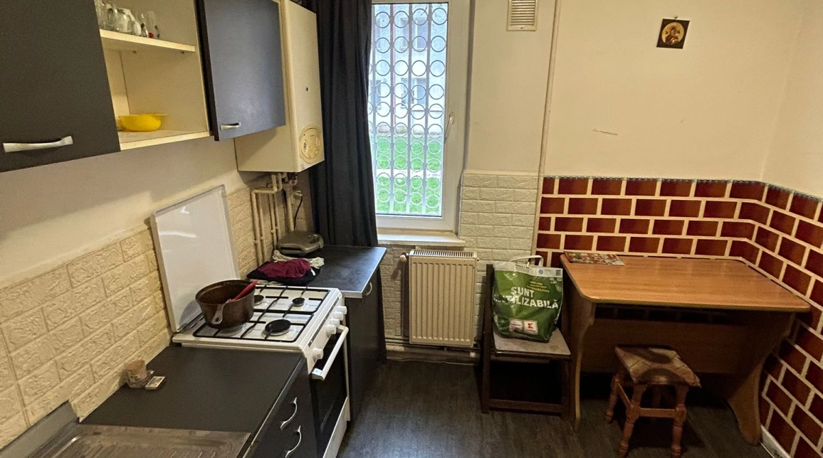 Oferta Alexandru cel Bun apartament 42 mp, 2 camere, decomandat, de inchiriat,  Minerva imagine 2